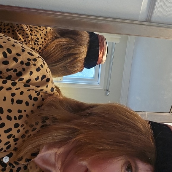 Delman Black Velvet Hat with Multi-color Satin Ribbons - Picture 7 of 9